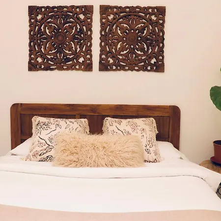 Harmony Bed & Breakfast *